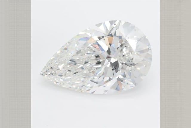 Pear Diamond