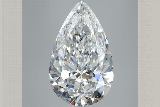 Pear Diamond
