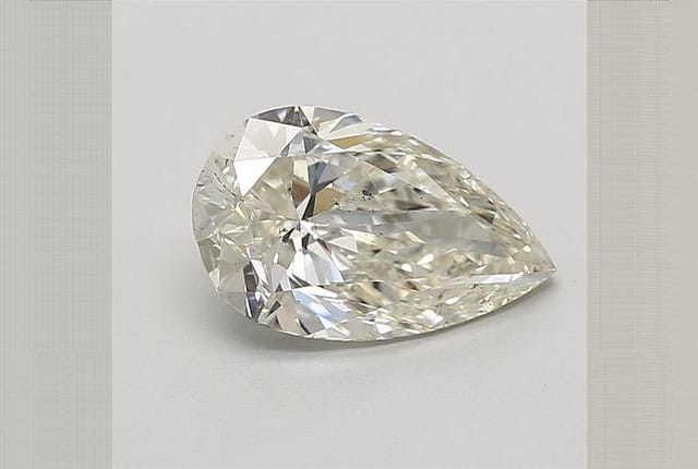 Pear Diamond