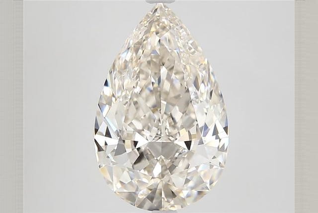 Pear Diamond