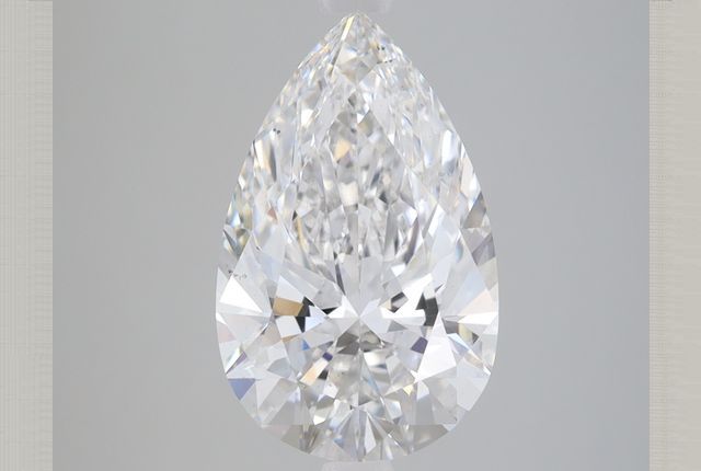 Pear Diamond