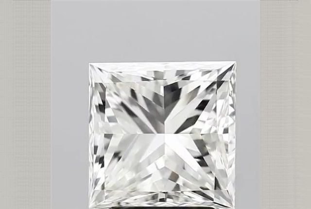 d To z Princess Cut Natural Loose Diamonds, Packet at Rs 23000