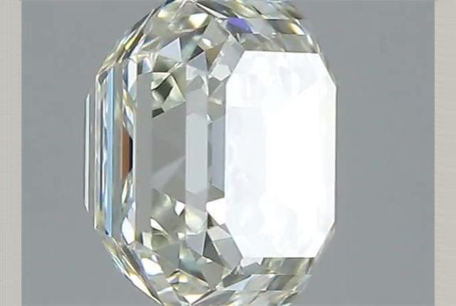 Asscher Cut VVS2 Diamonds | Ritani