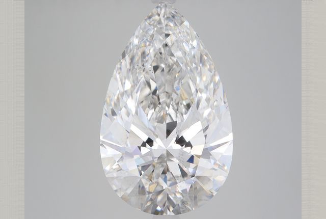 Pear Diamond