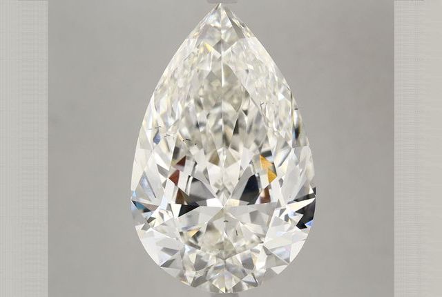 Pear Diamond