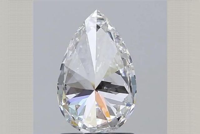 Pear Diamond