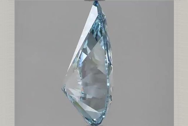 Pear Diamond