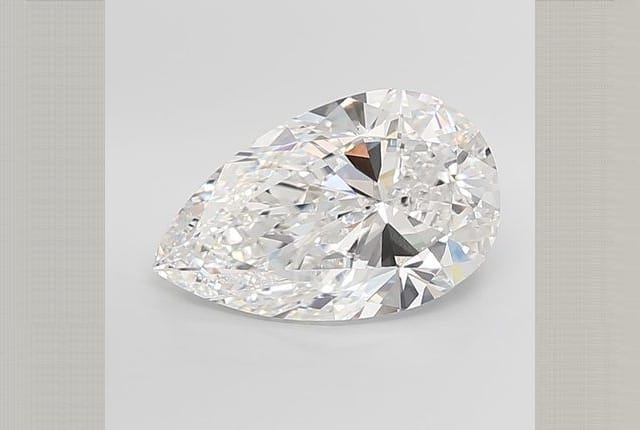 Pear Diamond