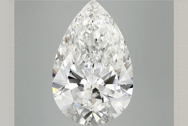 Pear Diamond